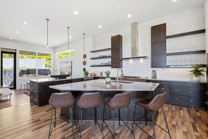 8452 E Spring Park Rd, Eden, Utah 84310
