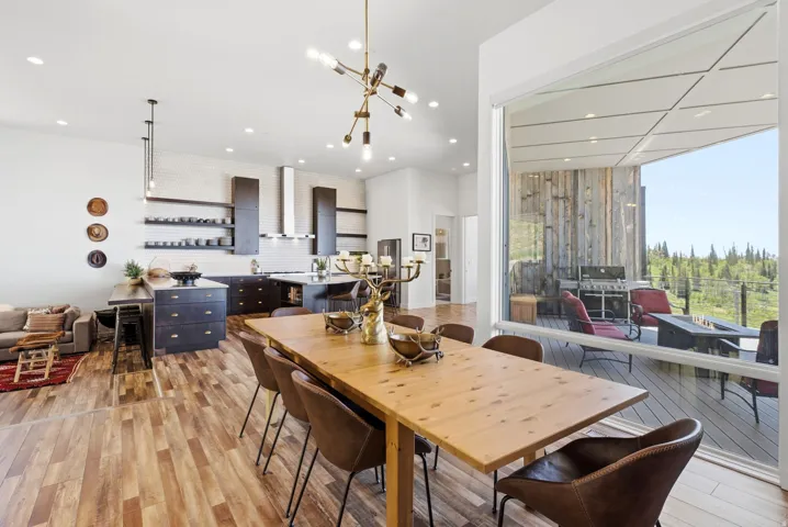 8452 E Spring Park Rd, Eden, Utah 84310