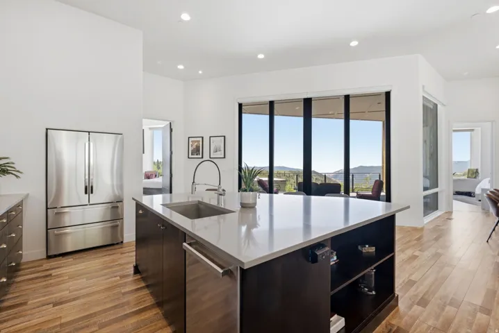 8452 E Spring Park Rd, Eden, Utah 84310