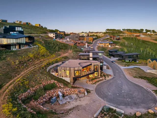 8452 E Spring Park Rd, Eden, Utah 84310