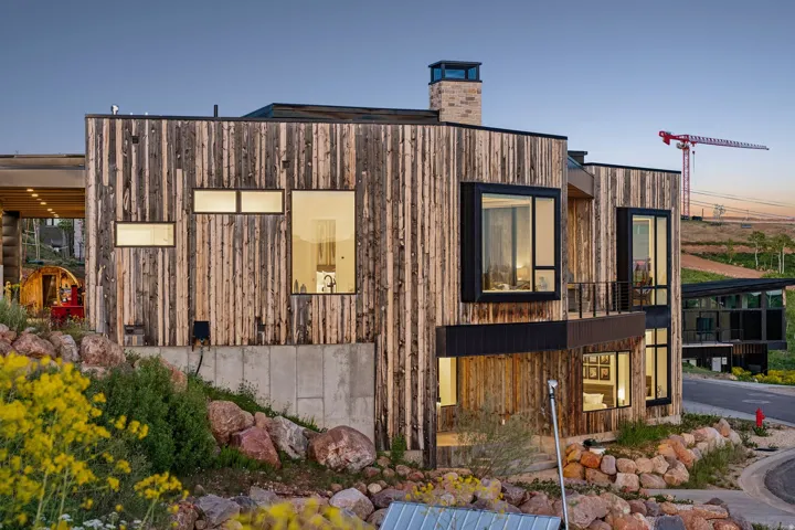8452 E Spring Park Rd, Eden, Utah 84310