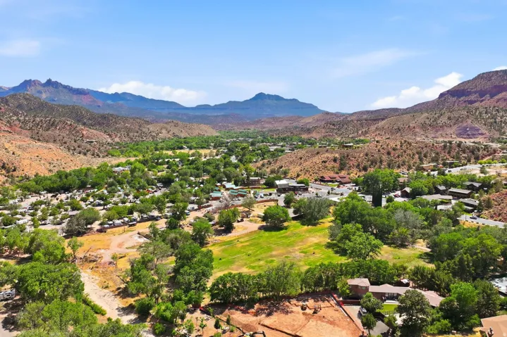 1 Park Ln, Springdale, Utah 84767