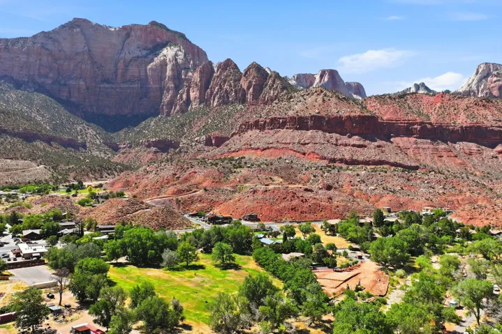 1 Park Ln, Springdale, Utah 84767