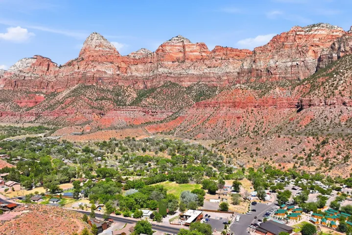 1 Park Ln, Springdale, Utah 84767