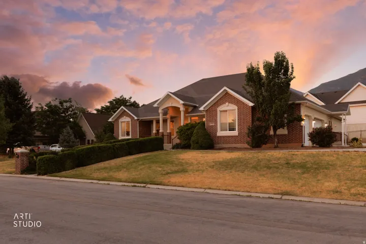 794 N Valley View Ciecle #4, Elk Ridge, Utah 84651