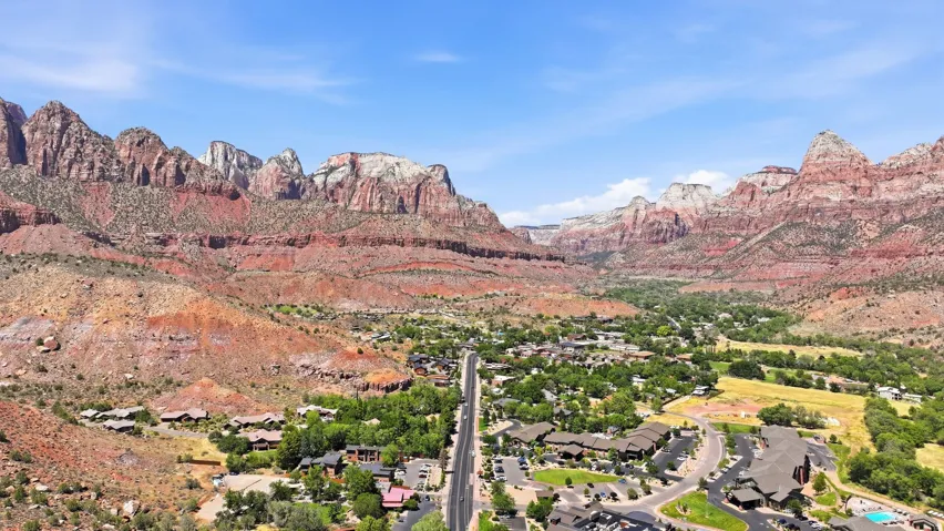 101 Gifford Dr, Springdale, Utah 84767
