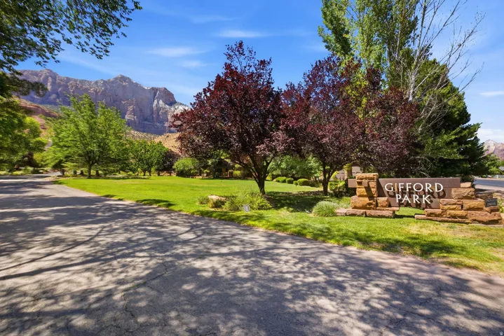 101 Gifford Dr, Springdale, Utah 84767