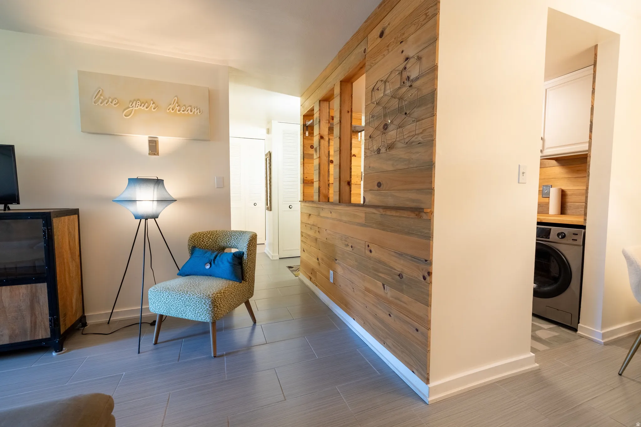 Light gray tile flooring throughout