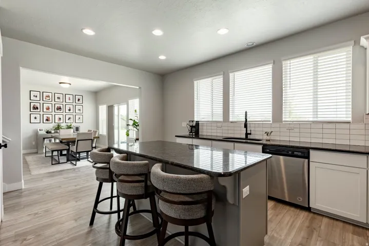 9283 N Vernham Ln, Eagle Mountain, Utah 84005