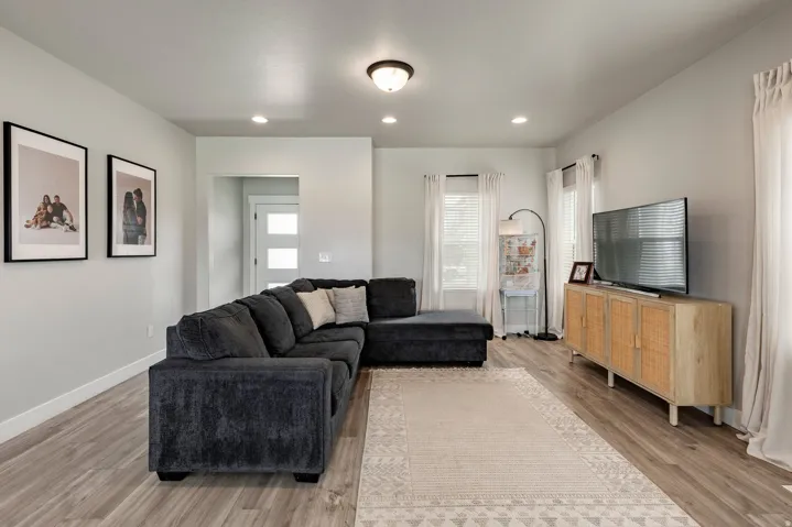 9283 N Vernham Ln, Eagle Mountain, Utah 84005