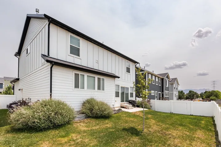 9283 N Vernham Ln, Eagle Mountain, Utah 84005