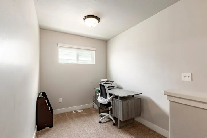 9283 N Vernham Ln, Eagle Mountain, Utah 84005