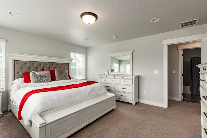 9283 N Vernham Ln, Eagle Mountain, Utah 84005