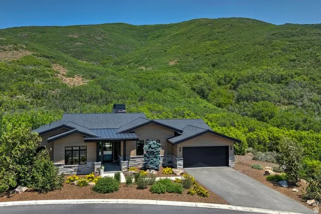 11651 N Soaring Hawk Ln, Hideout, Utah 84036