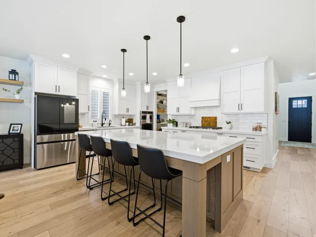 1268 W Moon Way, Riverton, Utah 84065
