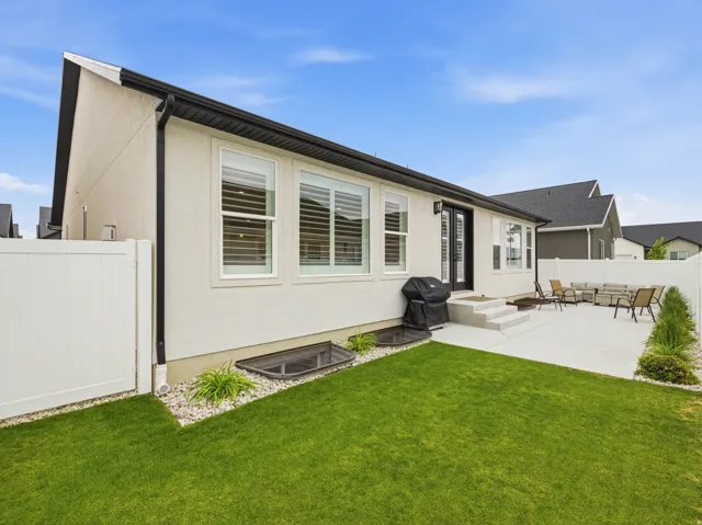 1268 W Moon Way, Riverton, Utah 84065