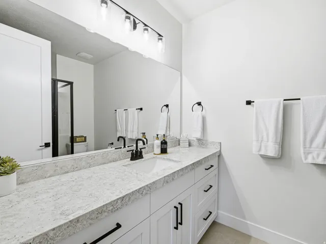 1268 W Moon Way, Riverton, Utah 84065