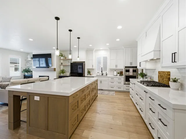 1268 W Moon Way, Riverton, Utah 84065
