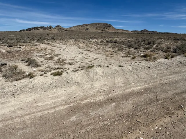 1 Emigrant Trl Rd, Park Valley, Utah 84329