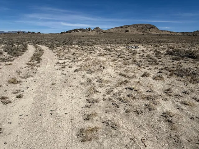 1 Emigrant Trl Rd, Park Valley, Utah 84329