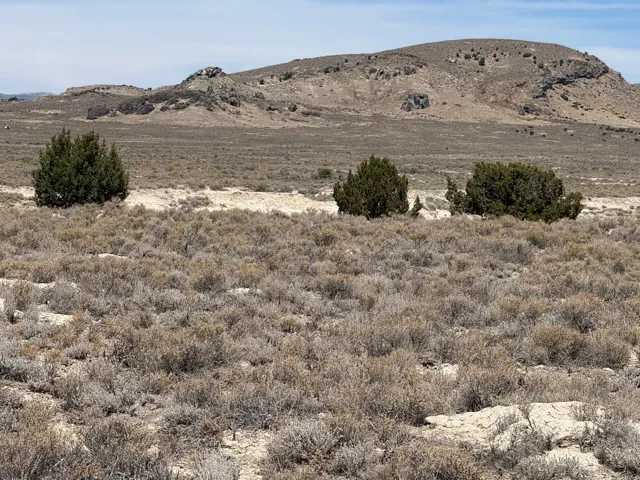 1 Emigrant Trl Rd, Park Valley, Utah 84329
