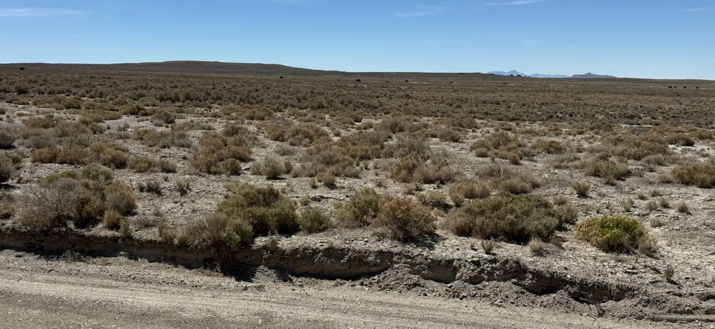 1 Emigrant Trl Rd, Park Valley, Utah 84329