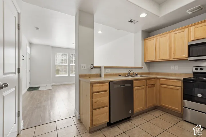 10646 S Cave Run Ln, South Jordan, Utah 84009
