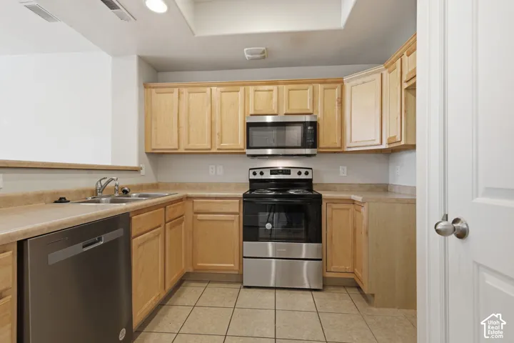 10646 S Cave Run Ln, South Jordan, Utah 84009