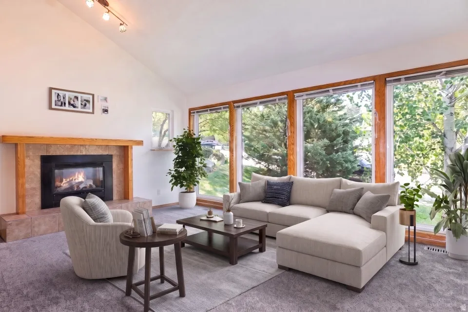 *VIRTUAL STAGING