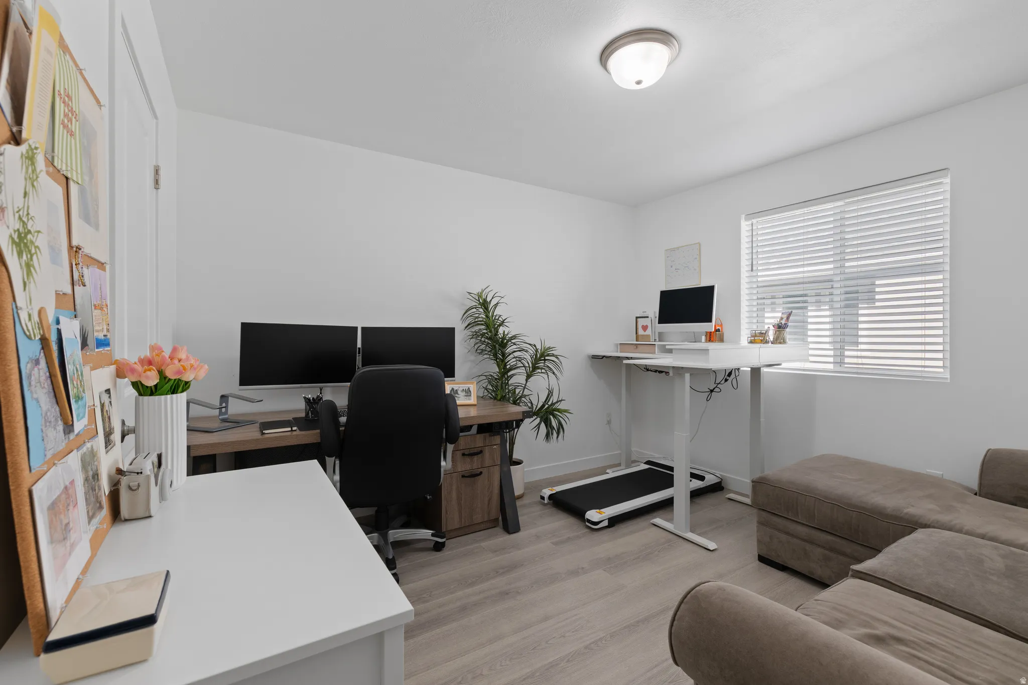 Office / 3rd Bedroom