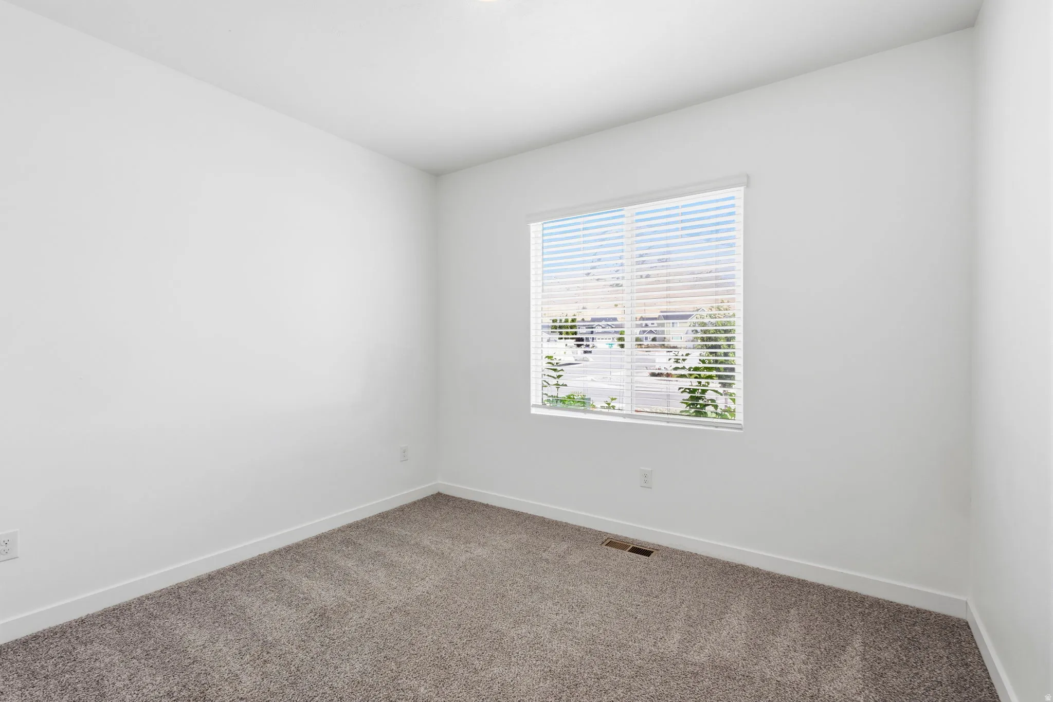 Guest Bedroom #1