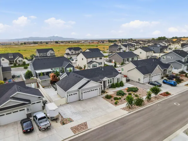 8493 N Weston Way, Lake Point, Utah 84074