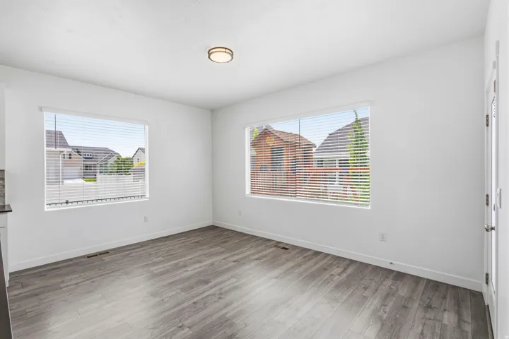 8493 N Weston Way, Lake Point, Utah 84074
