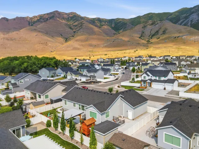 8493 N Weston Way, Lake Point, Utah 84074