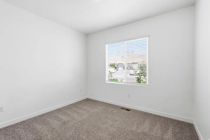 Guest Bedroom #1