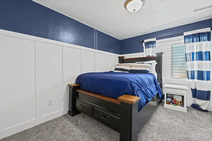 Bedroom 4 with added batten board trim