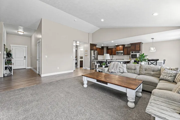 Room for entertaining and large gathering