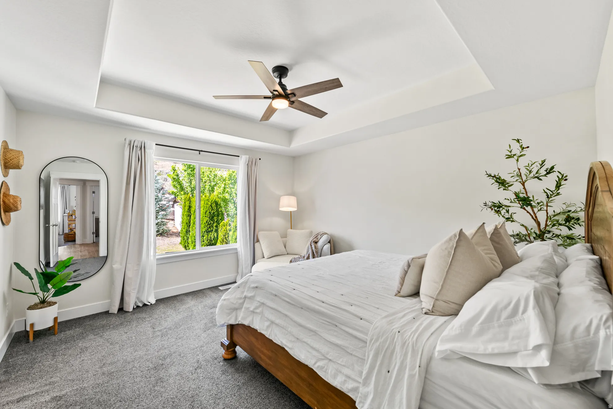 Master Bedroom, Main Floor