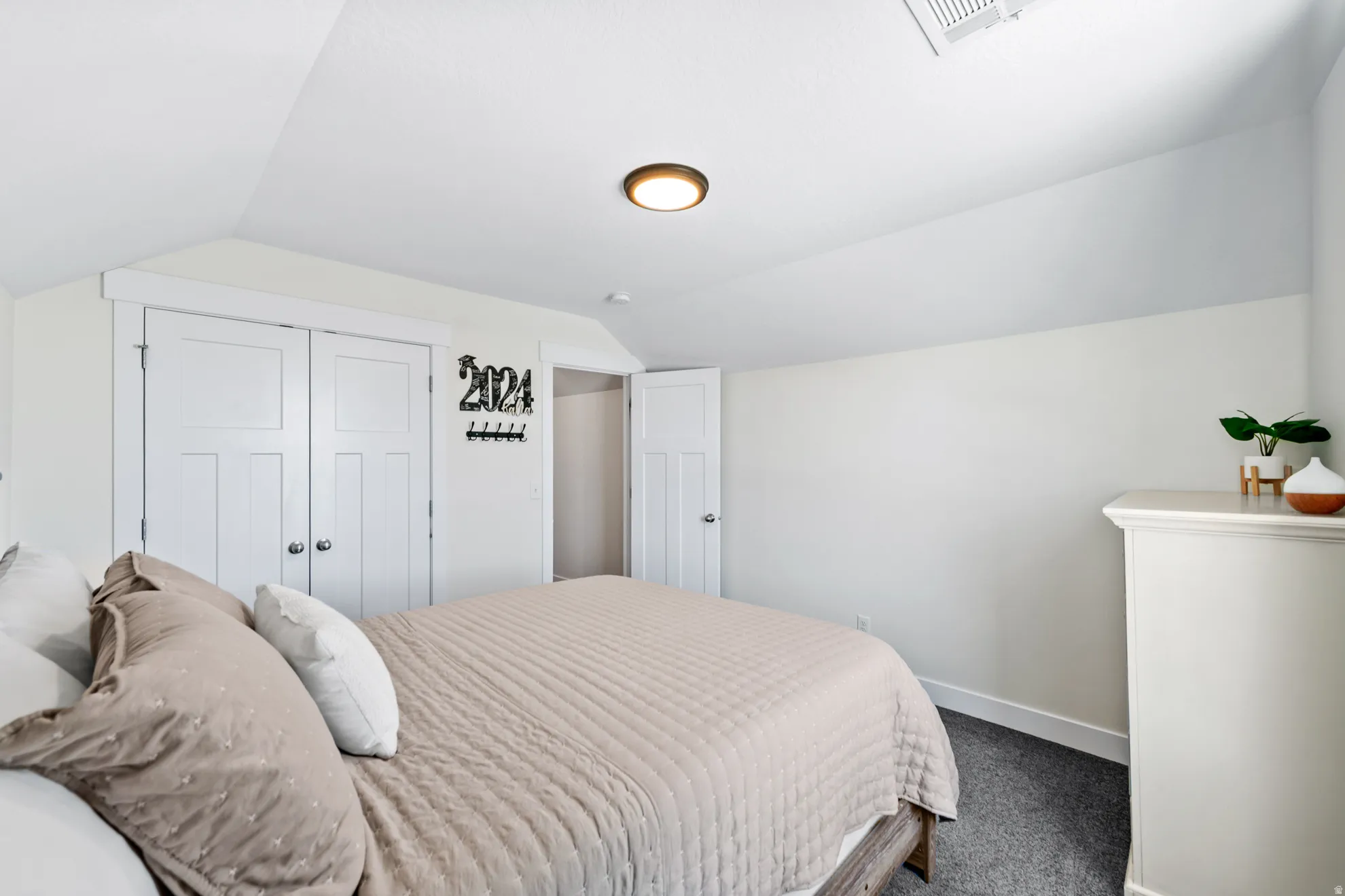 5th Bedroom, 2nd Floor