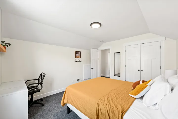 4th Bedroom, 2nd Floor