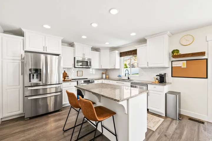 528 W Autumn Hills Blvd, Lehi, Utah 84048