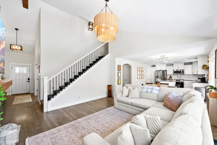 528 W Autumn Hills Blvd, Lehi, Utah 84048