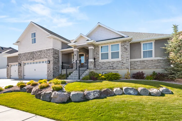 528 W Autumn Hills Blvd, Lehi, Utah 84048