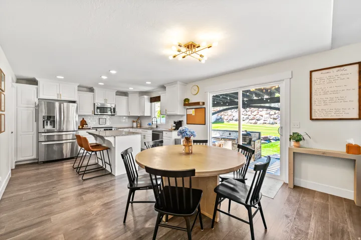 528 W Autumn Hills Blvd, Lehi, Utah 84048