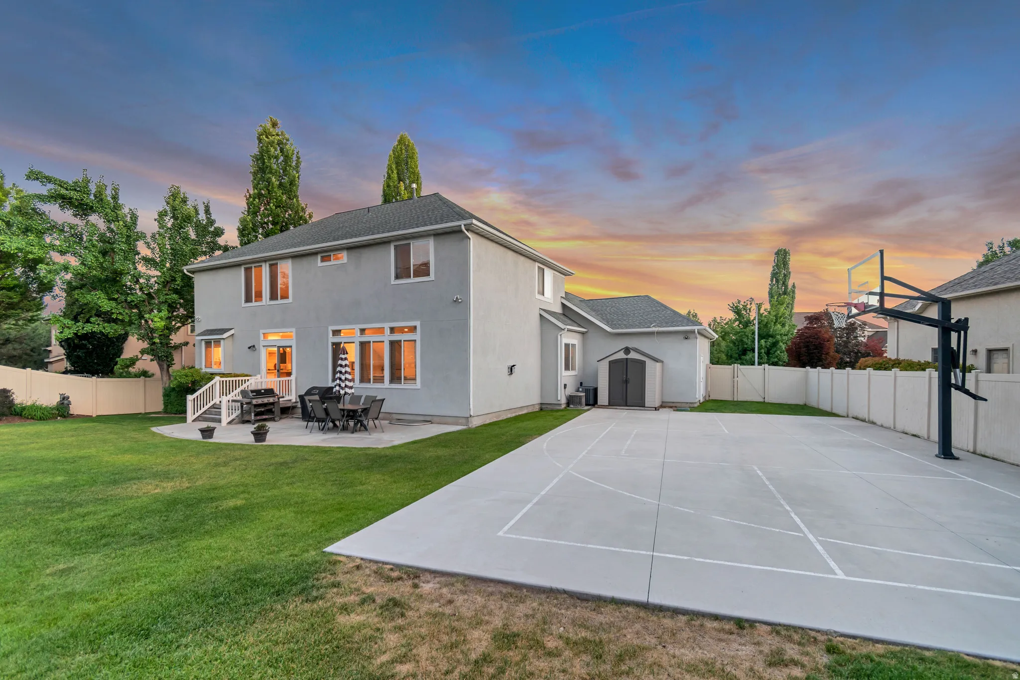 Basketball / Pickle Ball Court