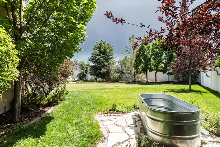 1065 W Windsor Dr, North Salt Lake, Utah 84054