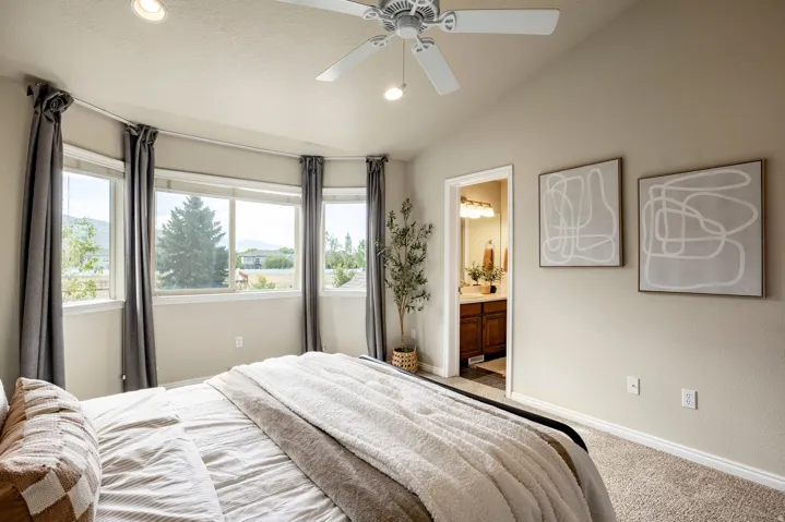 1065 W Windsor Dr, North Salt Lake, Utah 84054