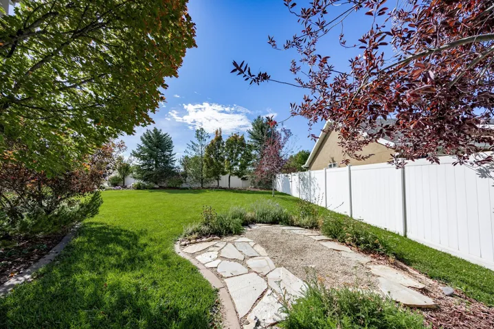 1065 W Windsor Dr, North Salt Lake, Utah 84054