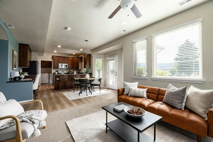 1065 W Windsor Dr, North Salt Lake, Utah 84054