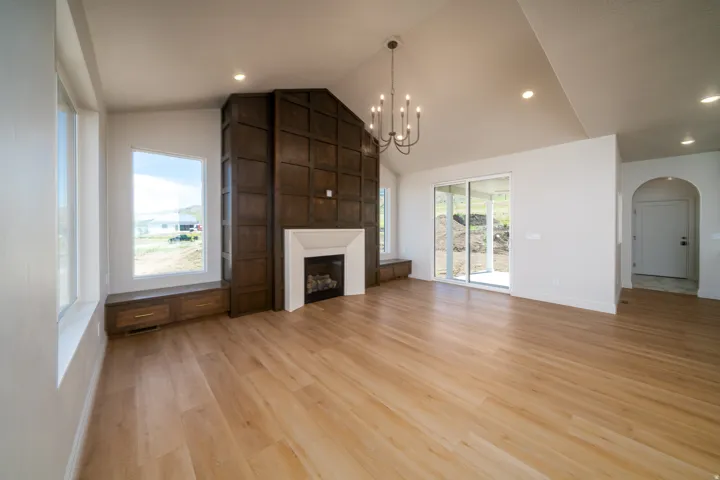 1125 E Center St, Hyde Park, Utah 84318